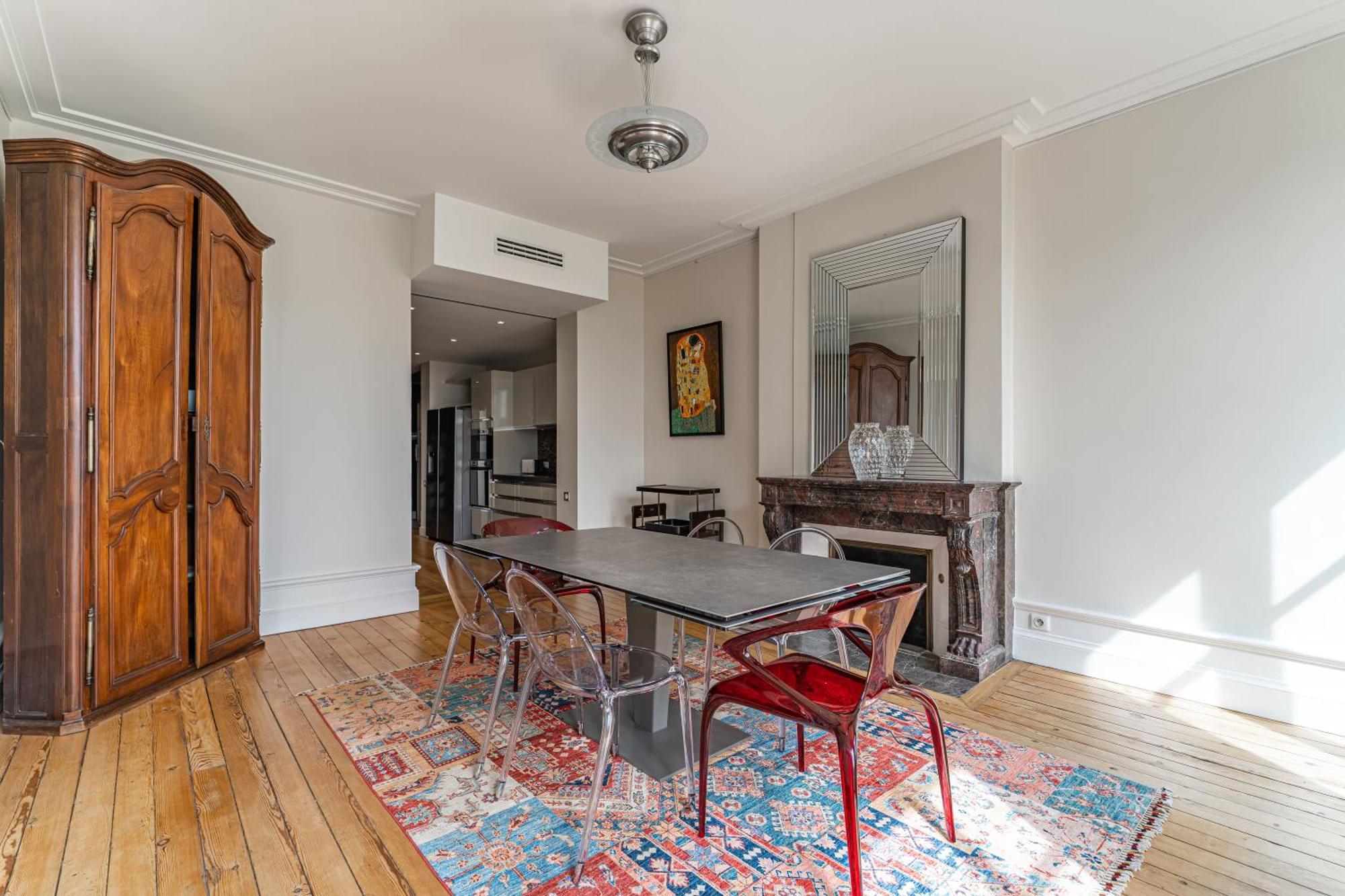 Appartement Luxe Avec Climatisation Parking Vue Exeptionnelle Bordeaux Eksteriør bilde